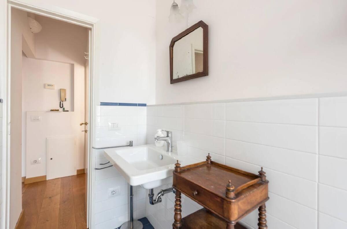 Airy One Bedroom With Terrace Near Palazzo Pitti Florenz Exterior foto