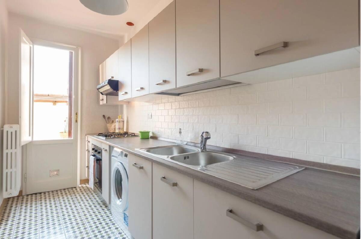 Airy One Bedroom With Terrace Near Palazzo Pitti Florenz Exterior foto