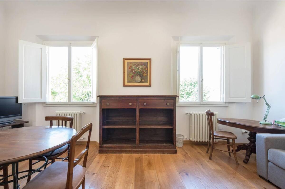 Airy One Bedroom With Terrace Near Palazzo Pitti Florenz Exterior foto